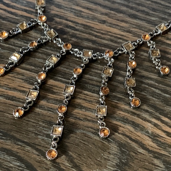 Cookie Lee Cascading Dangle Necklace - NWOT - Picture 3 of 9